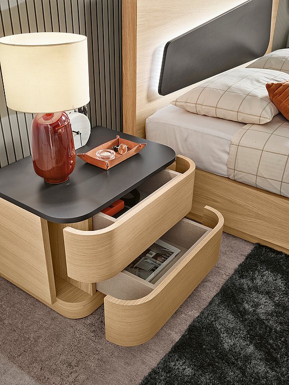 Mesa de cabeceira c/ pés AMR2